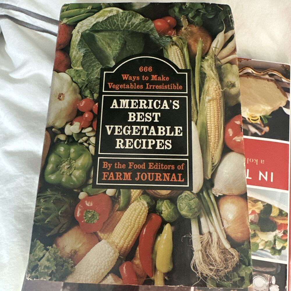 AMERICA'S BEST VEGETABLE RECIPES FARM JOURNAL Cookbook Nell B Nichols 1970 HC/DJ